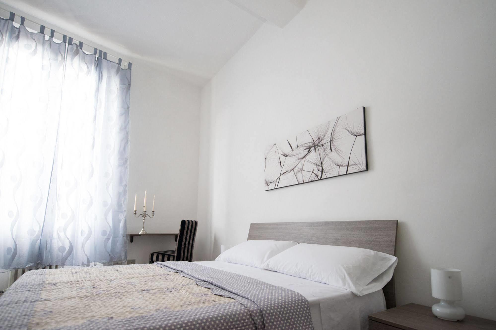 Couette-café All'ombra Della Torre Only Sienne